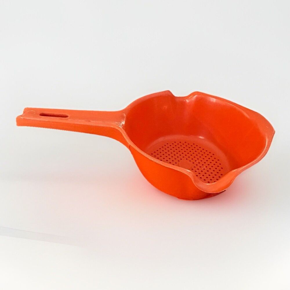 Vintage Rubbermaid Strainer Orange 2 Spout Handle‎ Colander #2930 Retro Kitchen